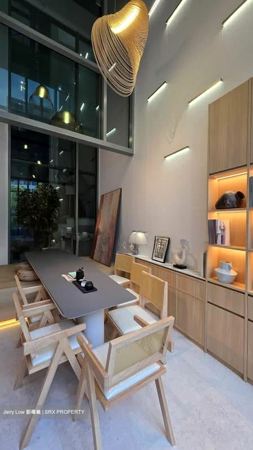 Miltonia Close (D27), Terrace #553340921